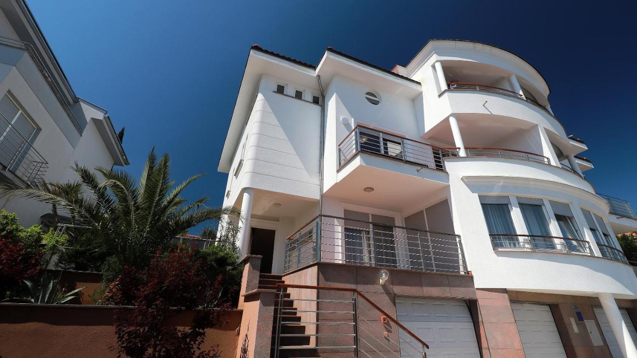 Sea View Apartment In Ičići מראה חיצוני תמונה